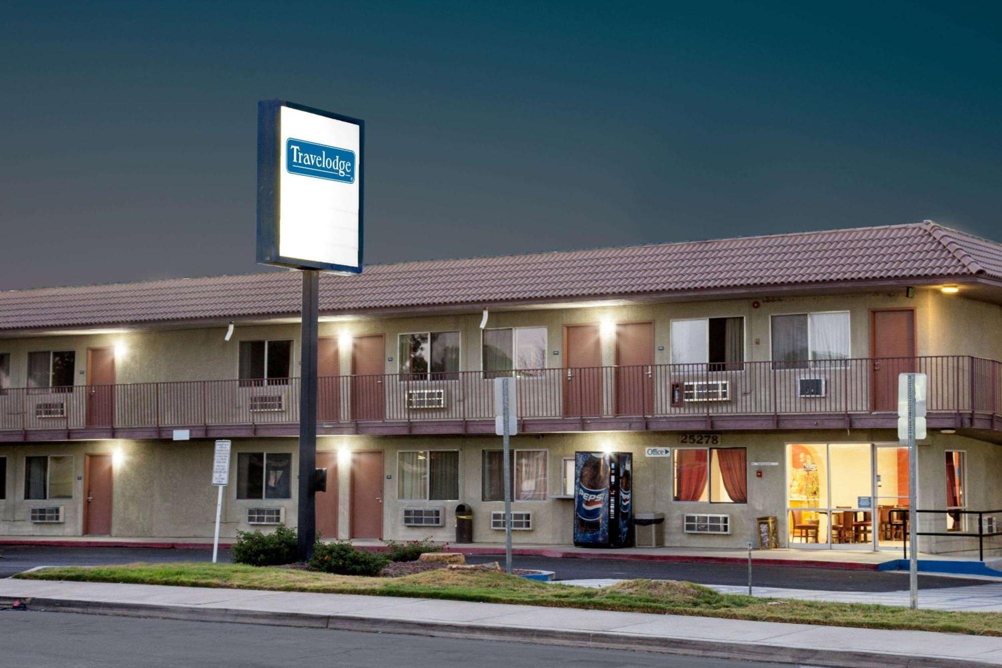 Baymont By Wyndham Coalinga Villa Buitenkant foto